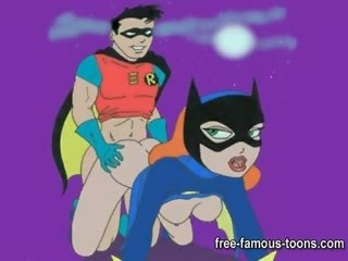 Batman con catwoman y batgirl orgías