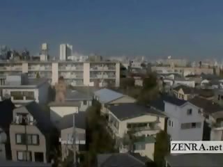 Formosa grande tetta jap fidanzata diventa fifty piede alto gigante